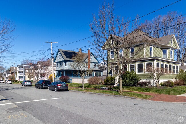 Rosemont is an older and established neighborhood.