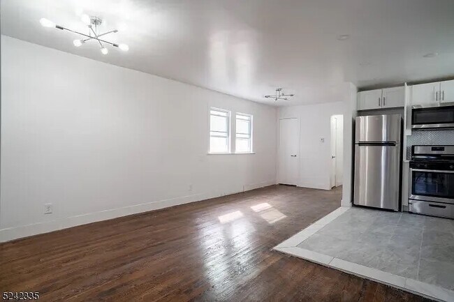 83 Sheridan St unit 2, Irvington, NJ 07111 - photo 5
