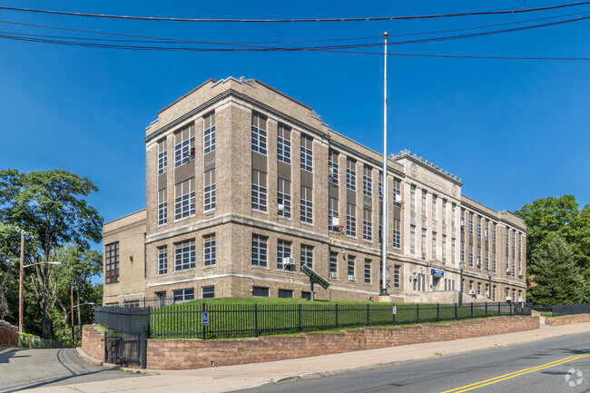 Essex Cty Voc Bloomfield is dedicated to striving for academic excellence and higher standards.