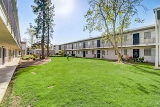 425 16th St, Ramona, CA 92065