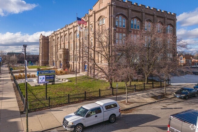 Davis N Elementary School offers plenty of fun after school activities.