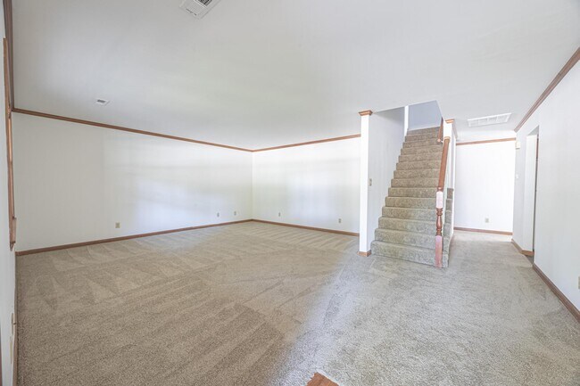 10896 Oak Blvd, Lawrenceville, IL 62439 - photo 6