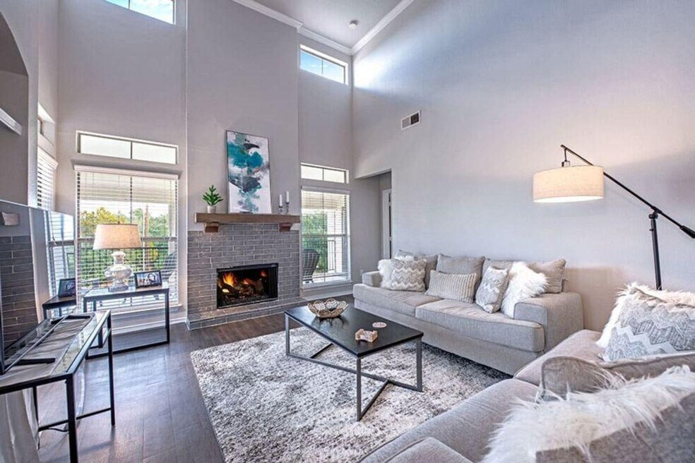 2716 Barton Creek Blvd unit ID1265976P, Austin, TX 78735 - photo 1