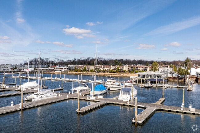 Manorhaven has several marinas for you to dock your boat, including the North Shore Yacht Club.