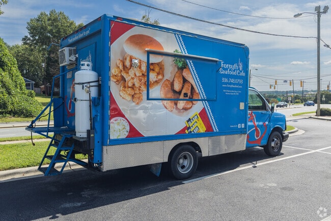 Forsyth Seafood can cater your event with the best seafood in Winston-Salem.