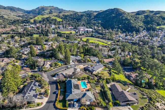 The town of Moraga is surrounded by rolling hills, great schools, and nature.