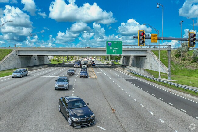 Commuters in the Greater Daytona area can make quickl trips using I-95.