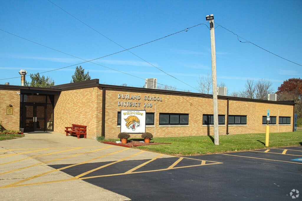 Rutland Elementary School serves students in the Lasalle County community.