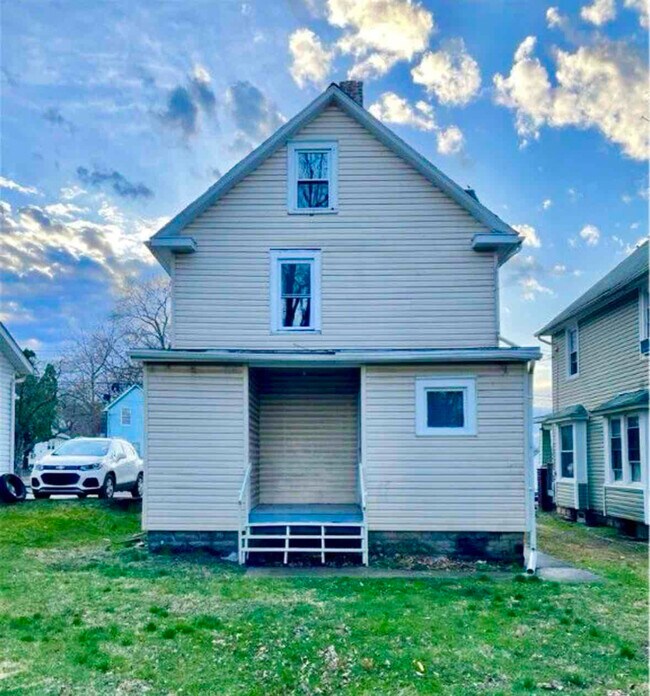 1139 Marcy St, Akron, OH 44301 - photo 2