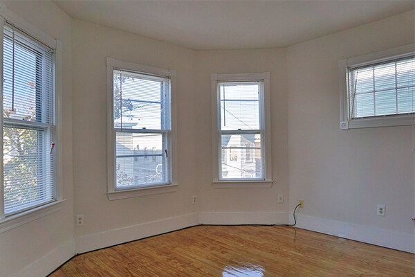 40 Calvin St unit 3, Somerville, MA 02143 - photo 1