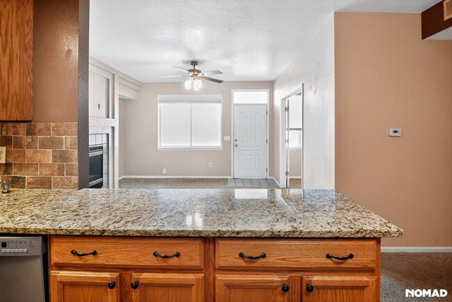 1089 S Walden Way, Aurora, CO 80017 - photo 4