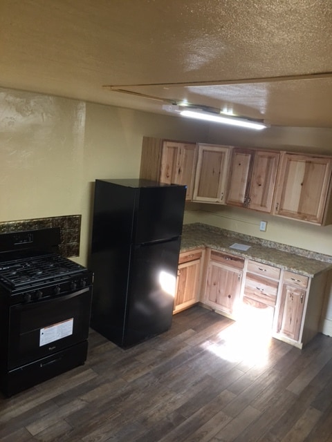 846 Mckinley St, Oshkosh, WI 54901 - photo 4