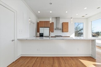 821A W 25th St, Houston, TX 77008