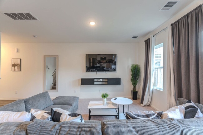 10314 Woodwick St unit ID1283919P, Houston, TX 77016 - photo 6