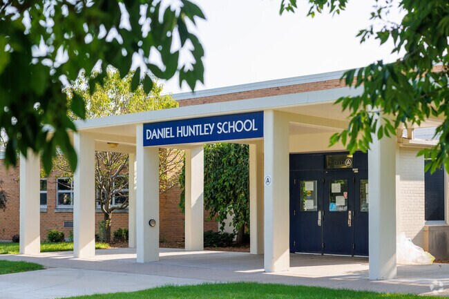 Huntley Elementary School is part of the Appleton Public School system.