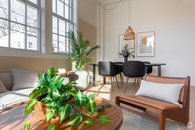 160 Union, Poughkeepsie, NY 12601 - photo 2