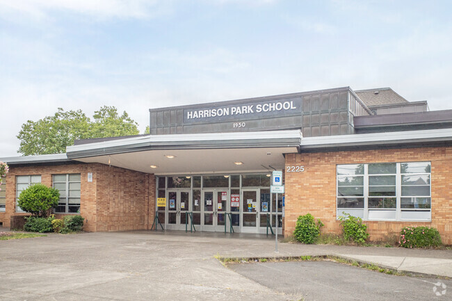 Harrison Park School is a Public Elementary School Serving the Lents-Powellhurst Gilbert Neighborhood of Portland, OR.