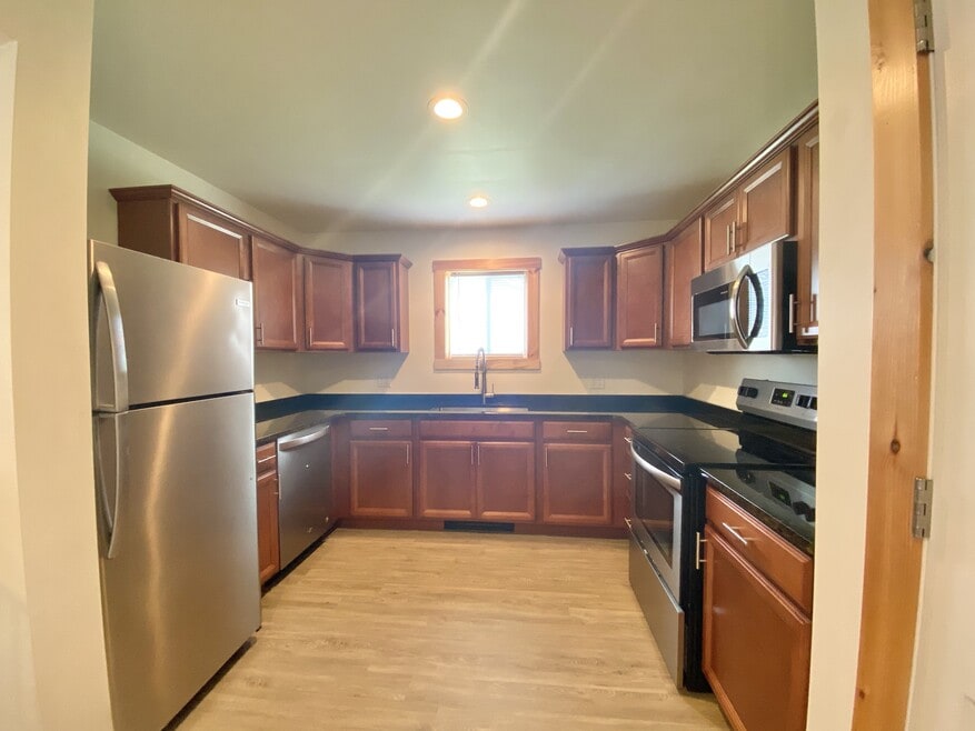 1016 Vine St unit 1016, Danville, PA 17821 - photo 1