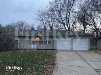 405 SW 11th St, Blue Springs, MO 64015