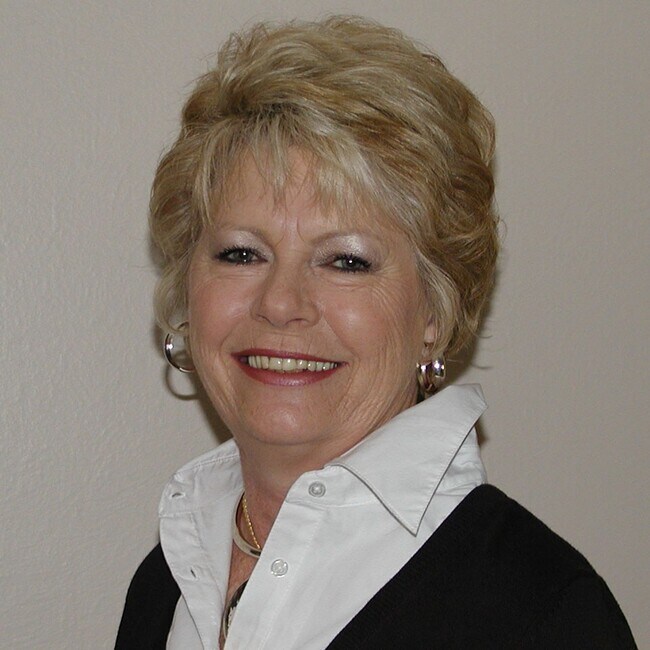 Dee Cozzi