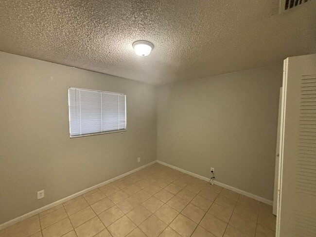 3858 NW Huntsboro St unit 3858 NW Huntsboro St, Lake City, FL 32055 - photo 7