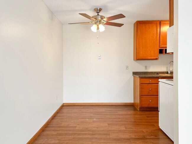 View Pointe Apartments, Eagan, MN 55122 - photo 5