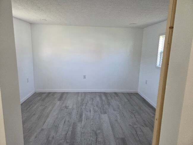 304 Townsend Dr, Summersville, WV 26651 - photo 4