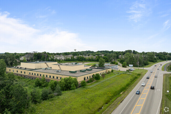 Aspen Academy has a 44% minority enrollment.