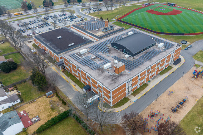 Colonial Elementary School offers a learning environment that caters to the students needs.