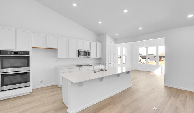 8674 N Haloran Ct, Lake Point, UT 84074 - photo 7