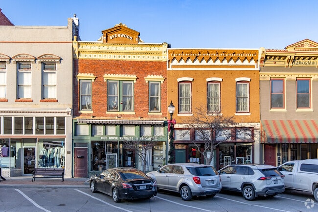 Downtown Plattsmouth has a that small-town charm.