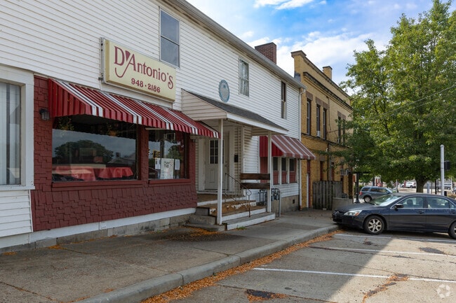 D’Antonio’s serves Italian fare in Lodi’s historic downtown.