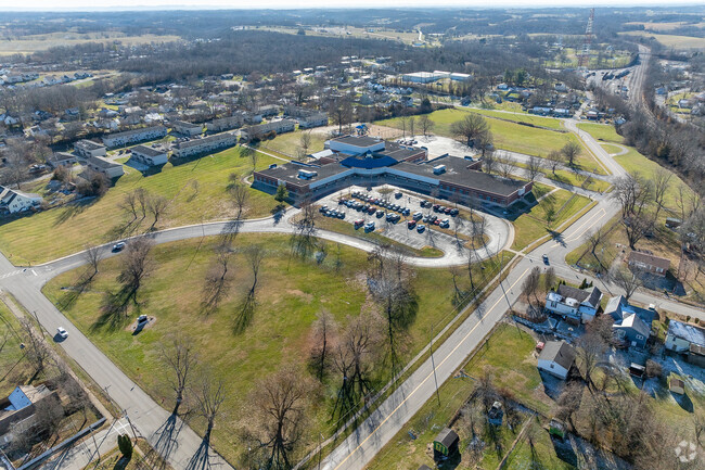 The student population of Shearer Elementary School is 355 and the school serves K-4.