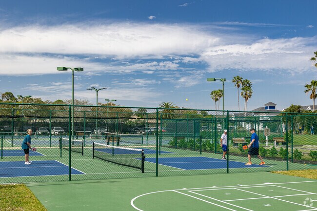 The Club at Westminster is perfect for Sunshine residents who enjoy pickle ball.