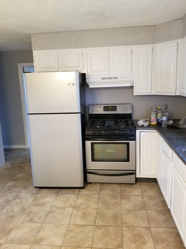 83 Phenix Ave Unit 83, Cranston, RI 02920