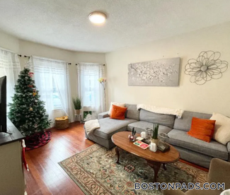 19 Eastman St Unit 1, Boston, MA 02125