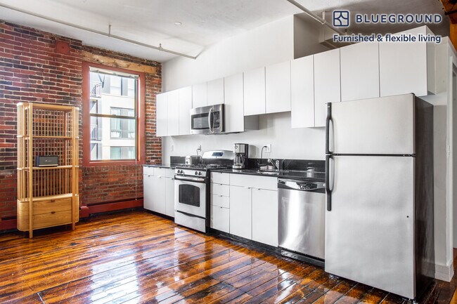 791 Tremont St unit FL4-ID358, Boston, MA 02118 - photo 6