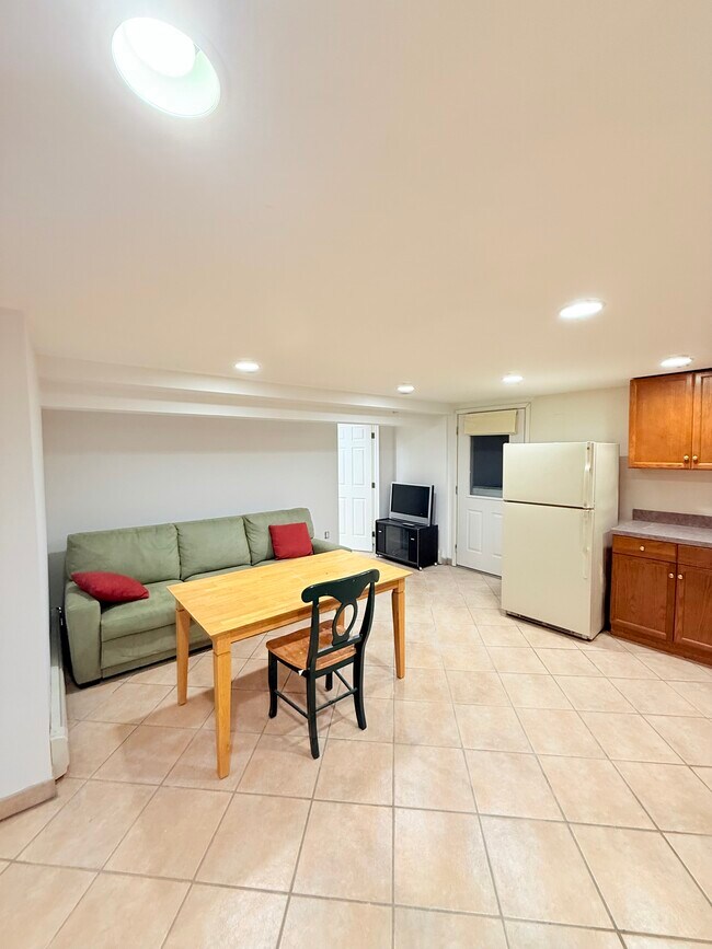 336 Mile Square Rd unit 1st, Yonkers, NY 10701 - photo 7