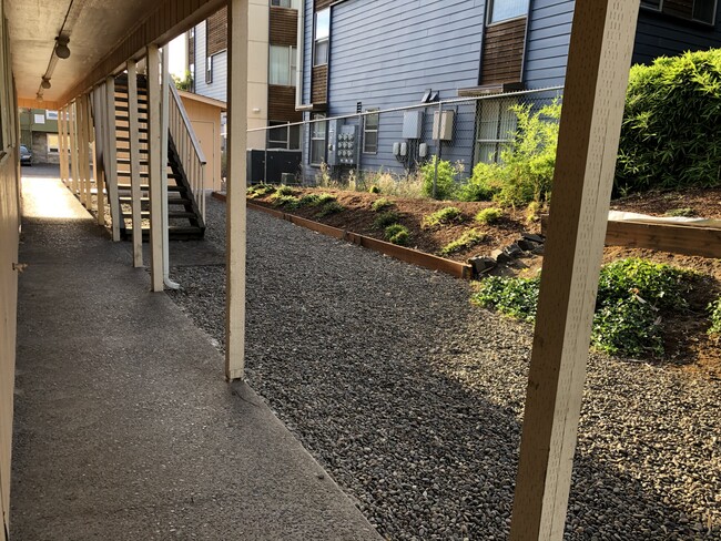 Side porch