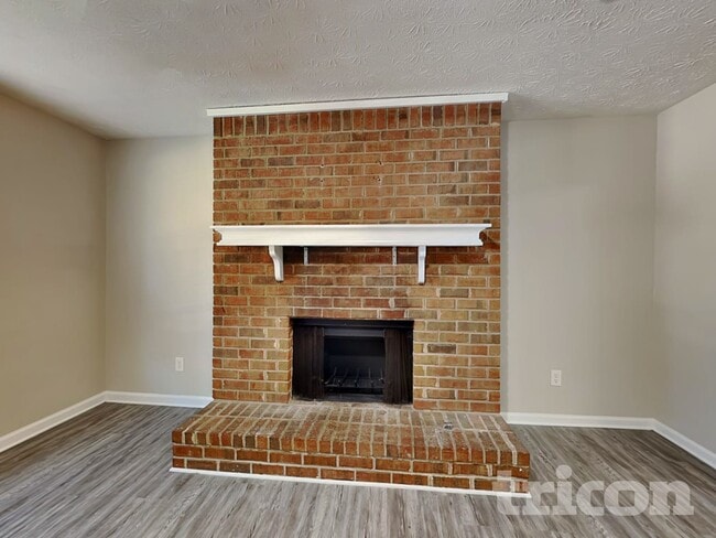 355 Paula Ct, Lawrenceville, GA 30046 - photo 3