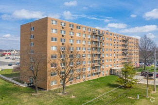 806 Bright Rd, Findlay, OH 45840
