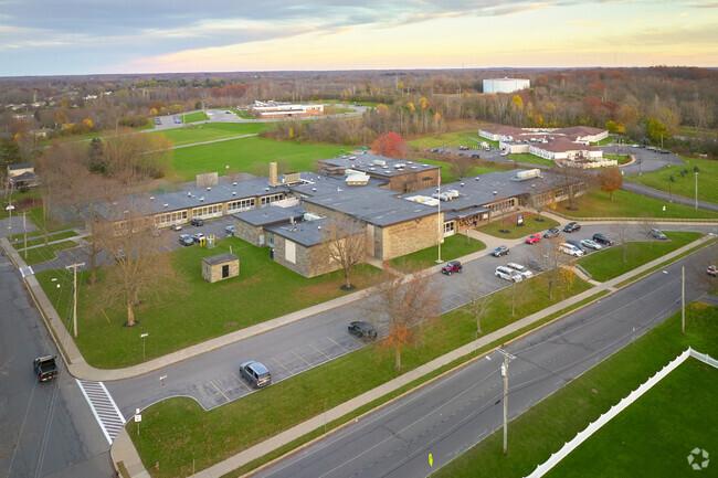 Charles E Riley Elementary School serves 368 students in grades Prekindergarten-6.