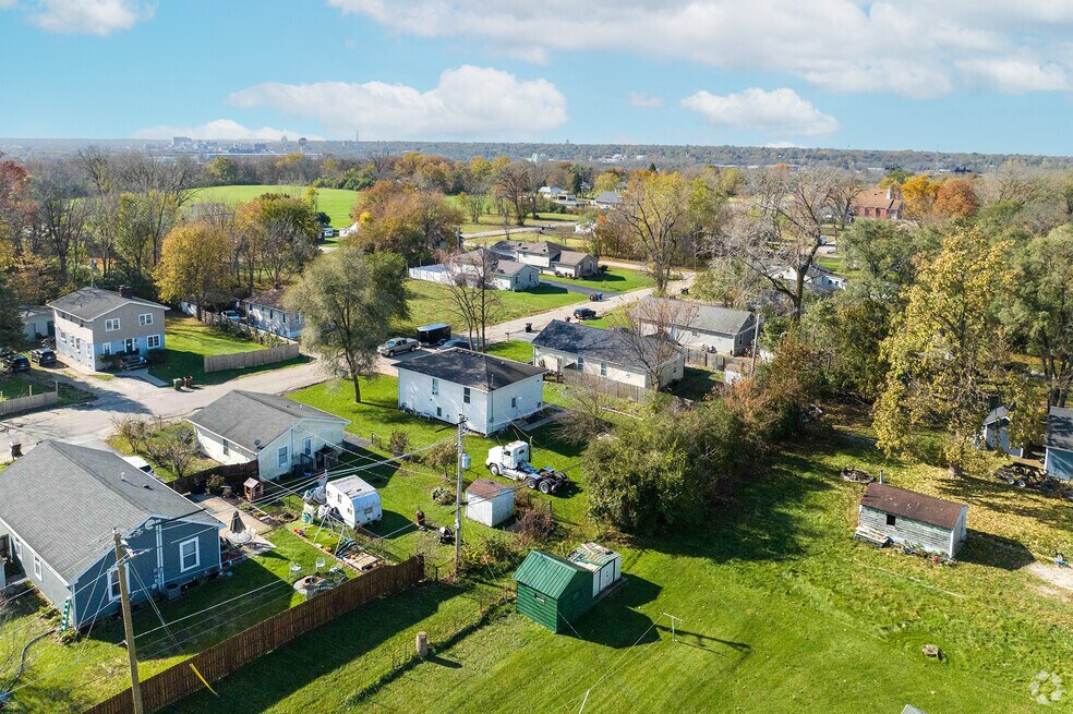 Nieghborhood_Fairmont_V2_121223