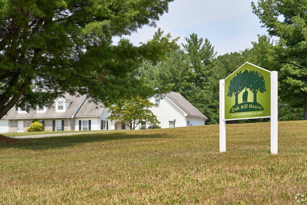 Oak HIll House boys school serves students in Clear Spring, Maryland.