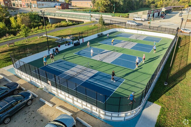 Pickleball adds casual recreation to Pine Island’s park network.