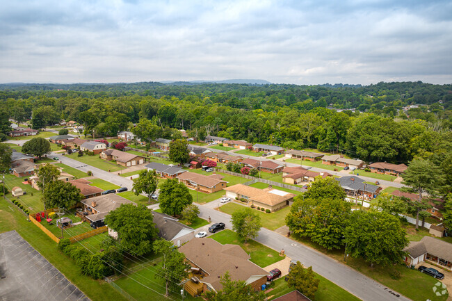 Organized residential streets and manicured lawns are a feature of Woodmore.