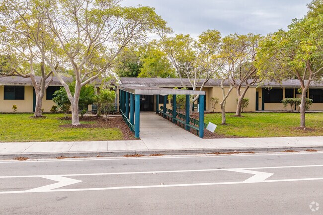 Howard Drive Elementary School in Miami, FL has amazing curriculums for students to learn from.