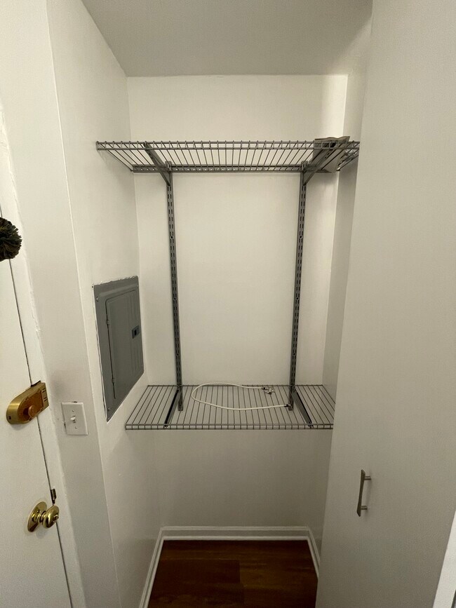 Bryant House unit 607A, Chicago, IL 60610 - photo 2