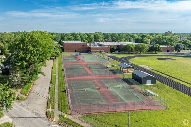 Sarah Scott Public Middle School has several tennis courts.