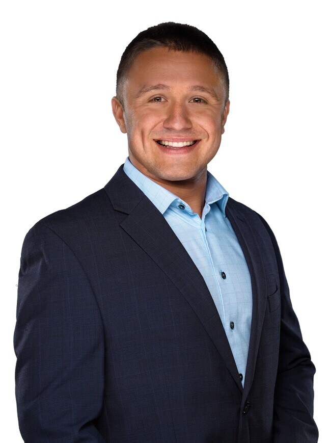 Agent Photo